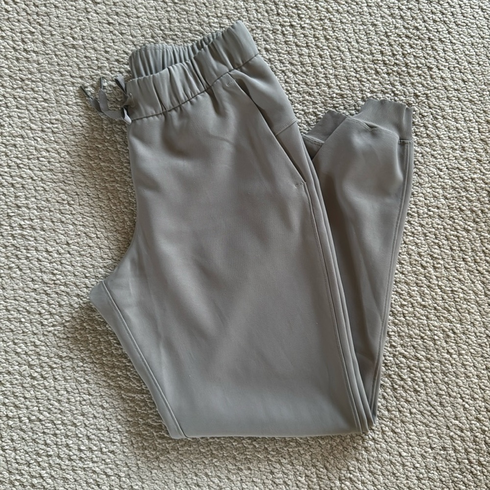 Lululemon city jogger